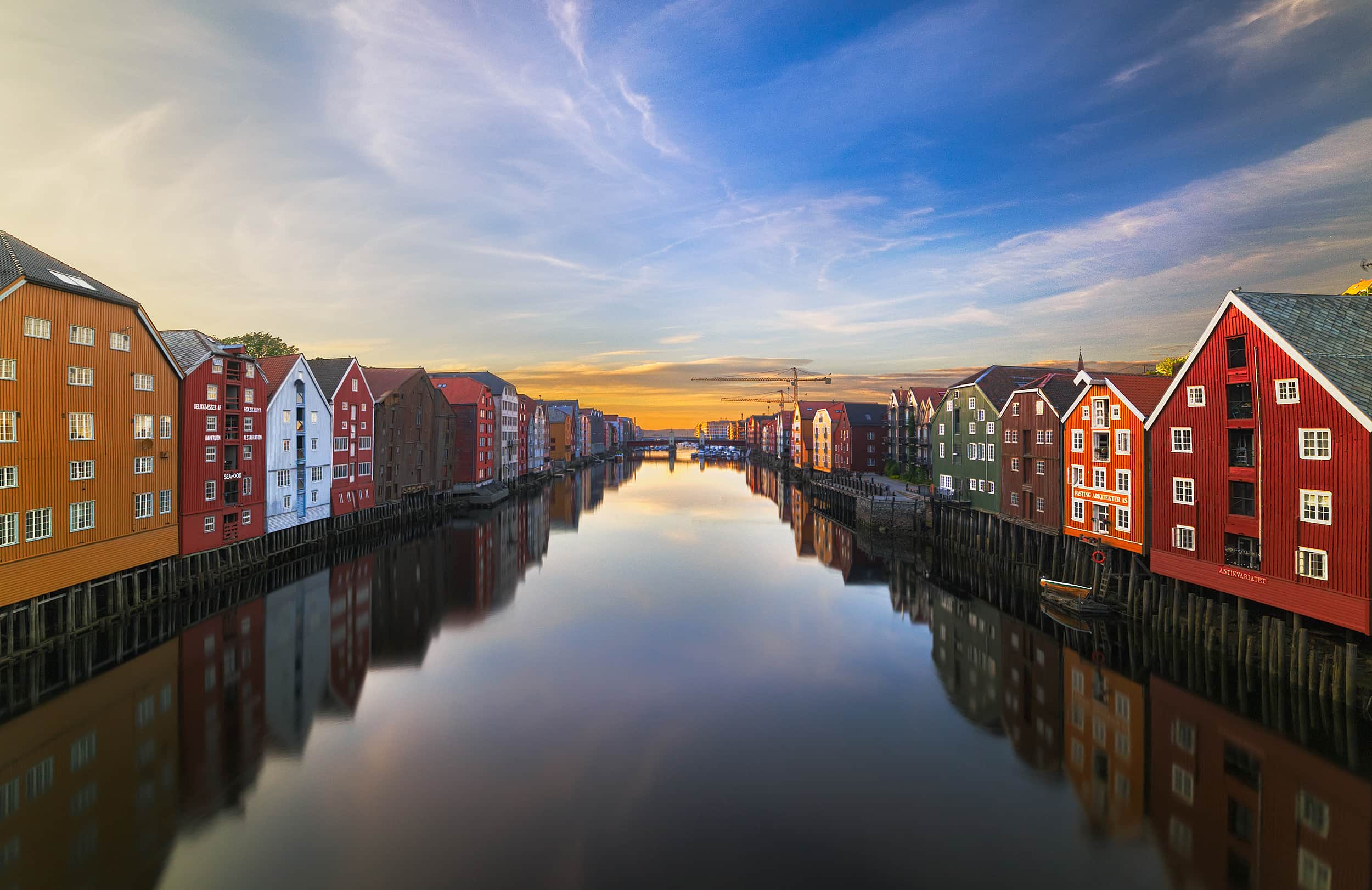 Model Hooker in Trondheim