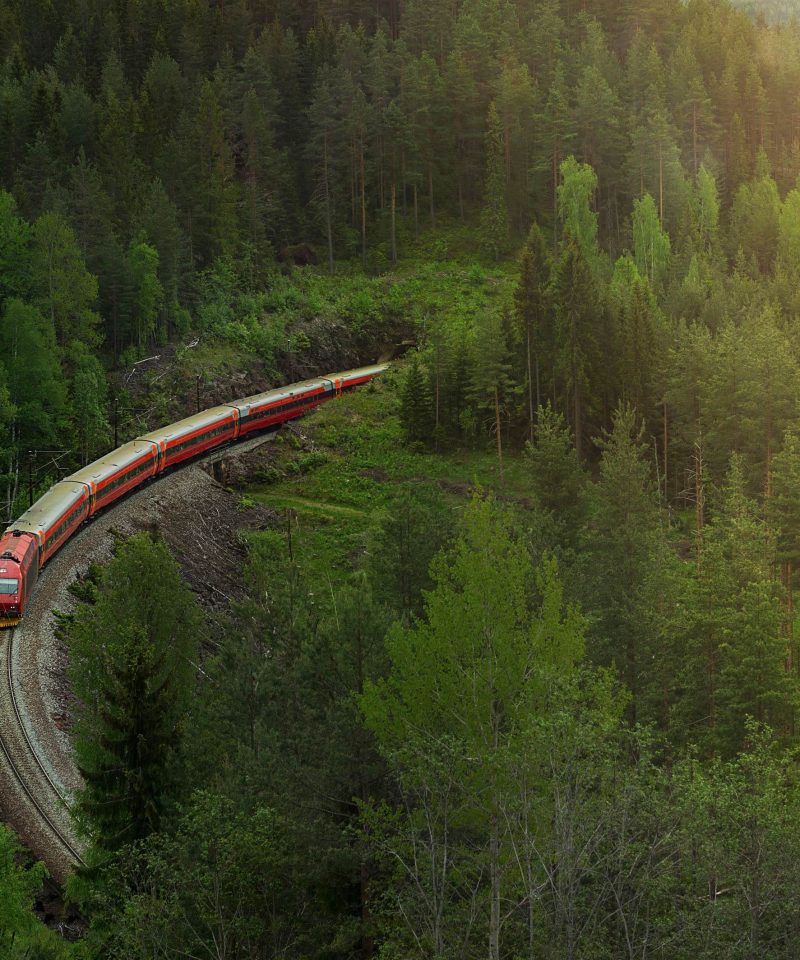 Copenhagen Airport to Lund by train
