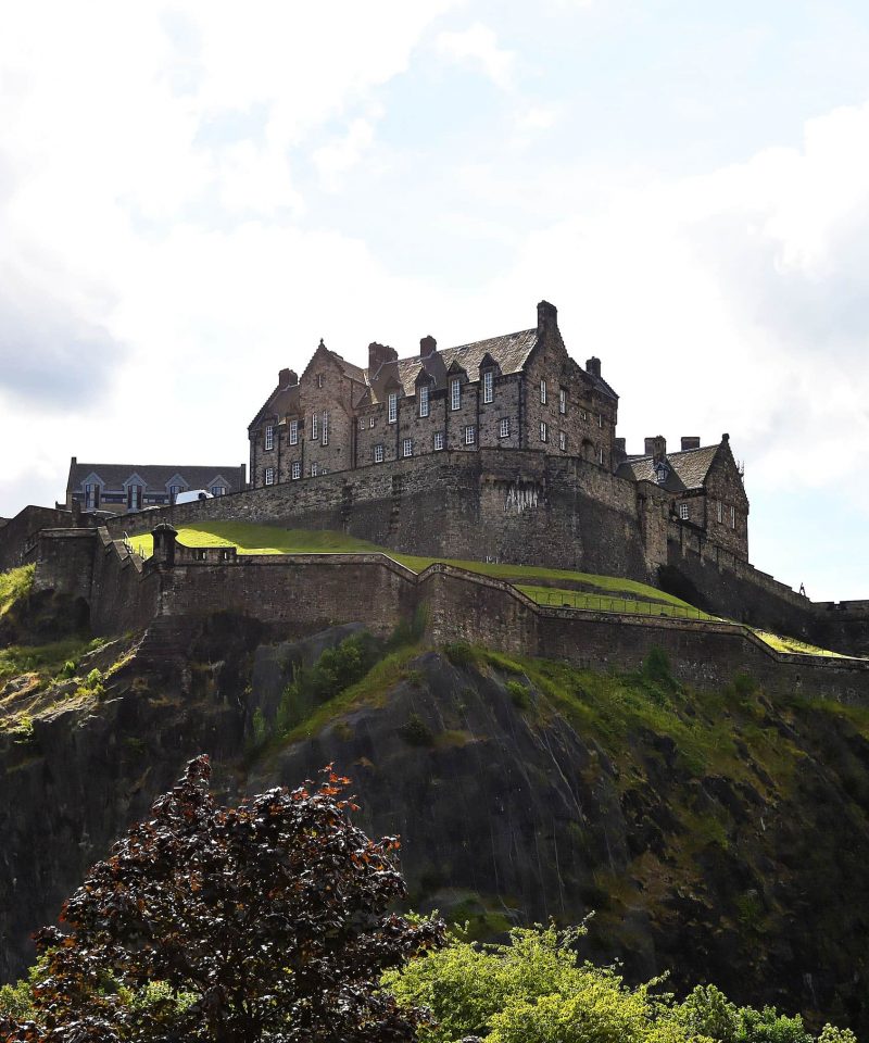 Manchester to Edinburgh by train