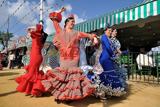 feria-de-abril-bailando